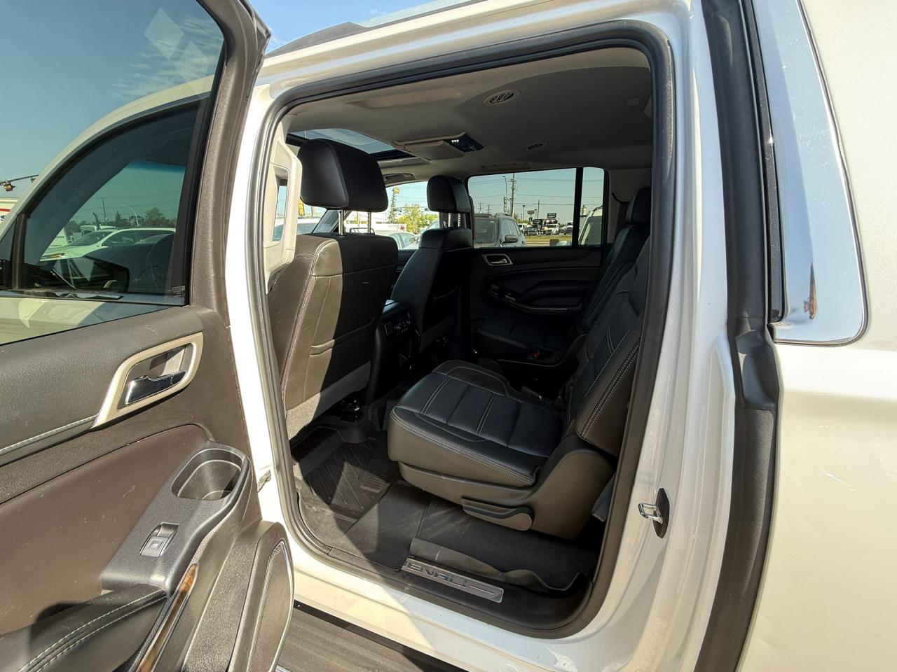 2019 GMC Yukon XL Denali | ALL CREDIT ACCEPTED!! - Photo #7