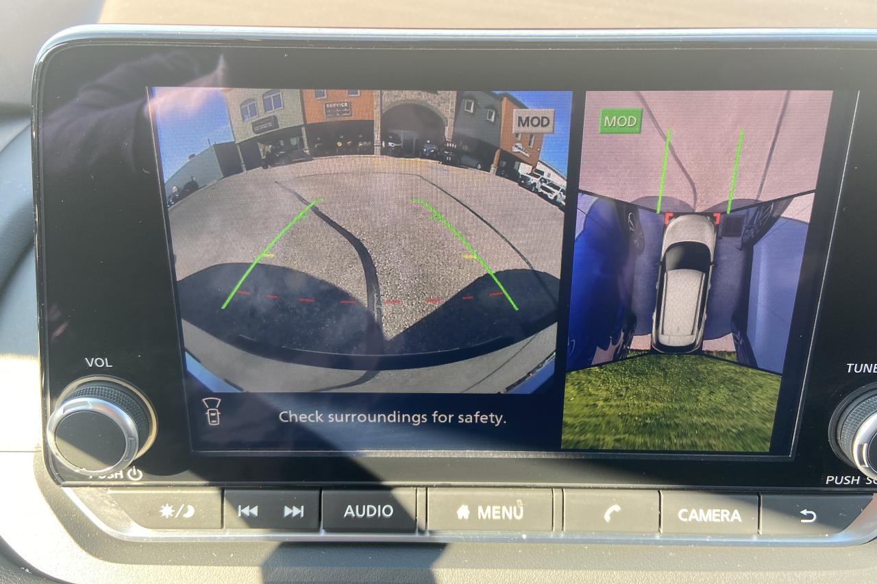 2023 Nissan Rogue SV MOONROOF Photo