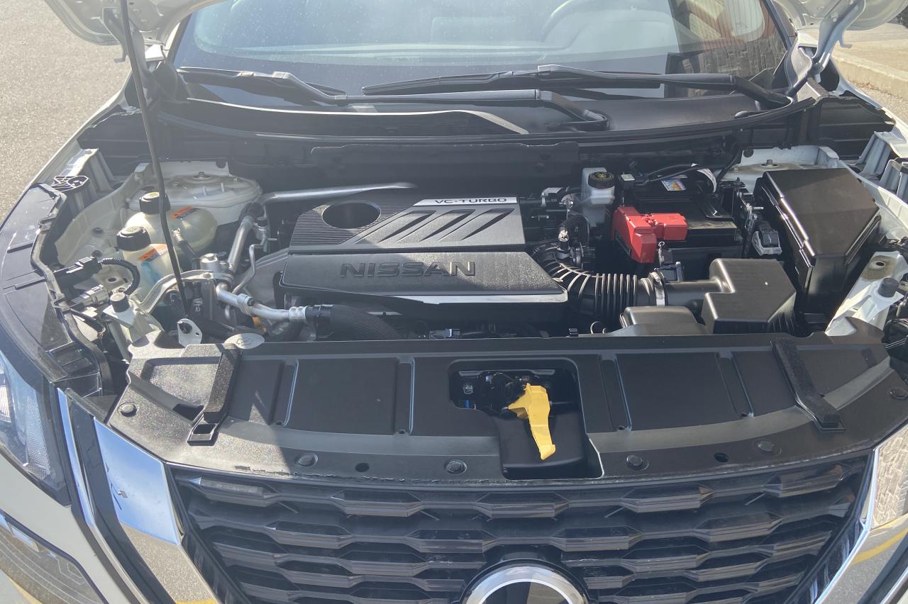 2023 Nissan Rogue SV MOONROOF Photo