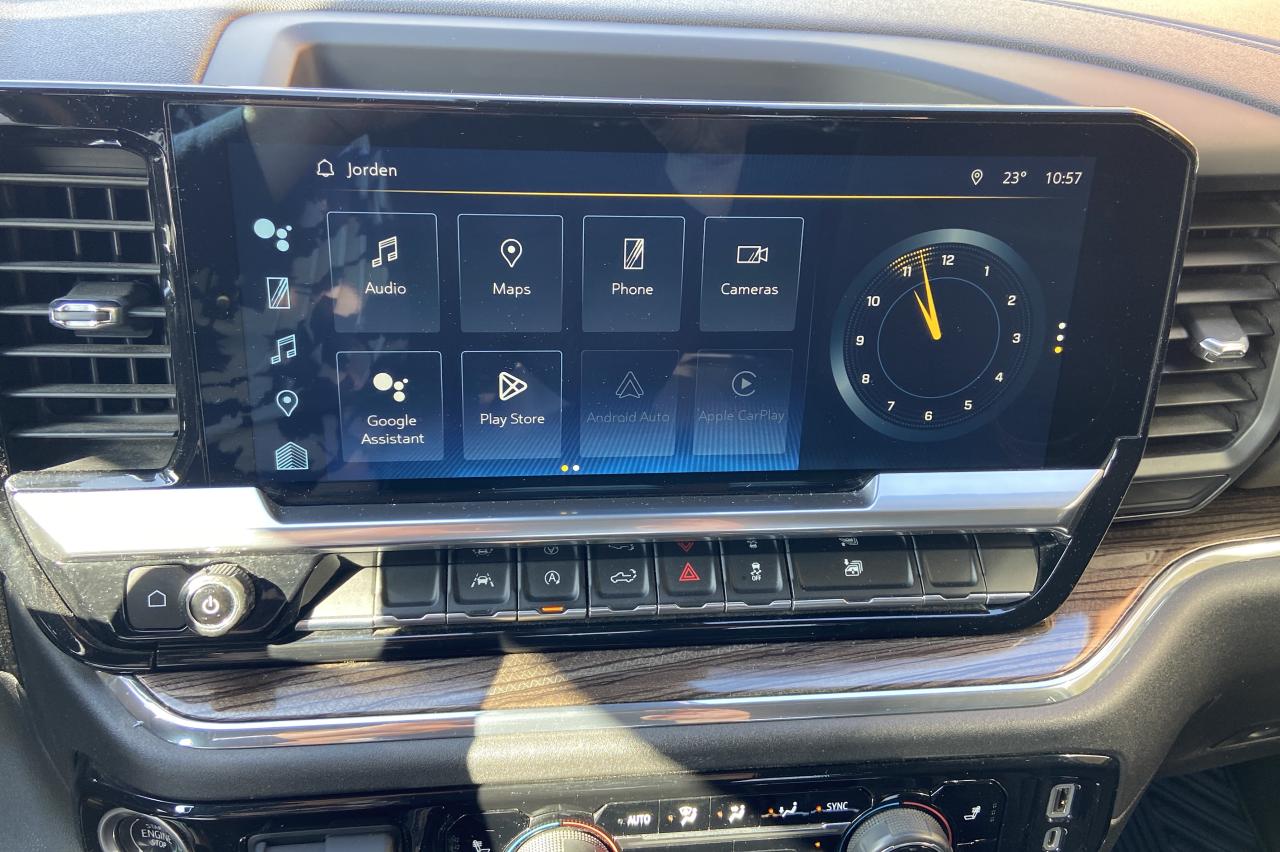 2023 Chevrolet Silverado 1500 RST Photo1