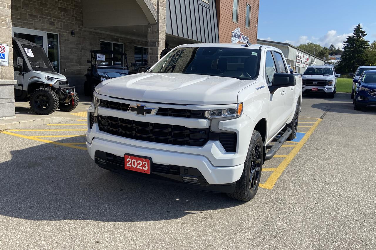 2023 Chevrolet Silverado 1500 4WD Crew Cab 147" RST Photo