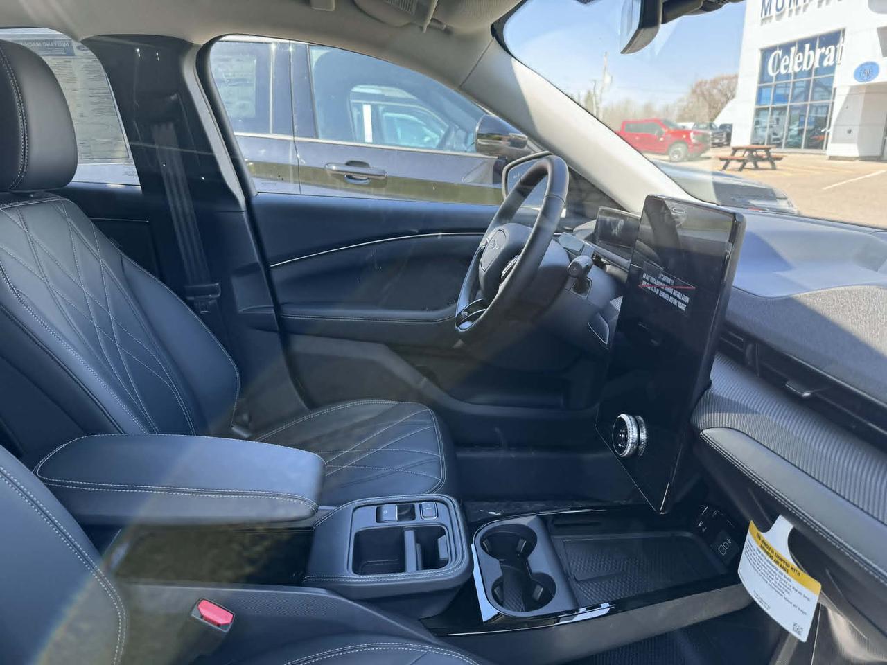 2025 Ford Mustang Mach-E Select Photo2