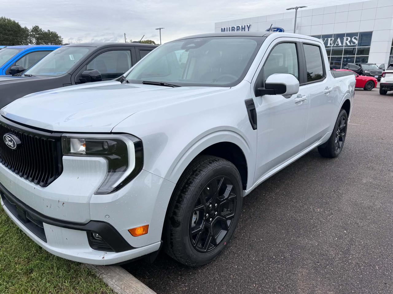 Space White 2026 Ford Maverick Pickup Truck All-Wheel Drive Automatic