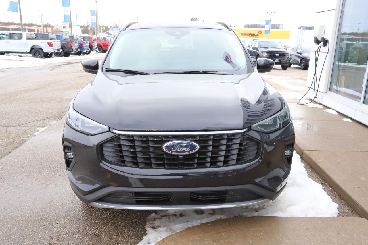 2026 Ford Escape Platinum AWD Photo