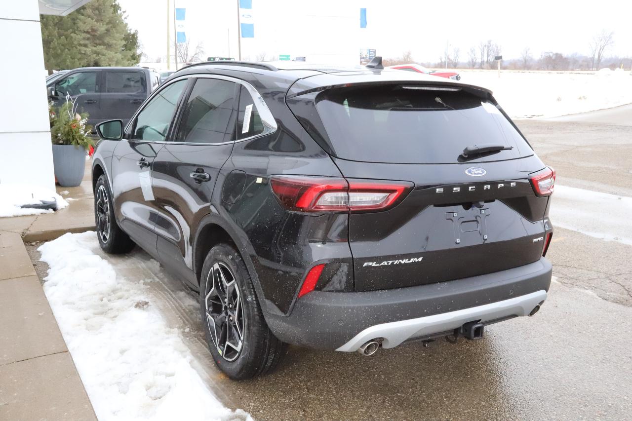 2026 Ford Escape Platinum AWD Photo