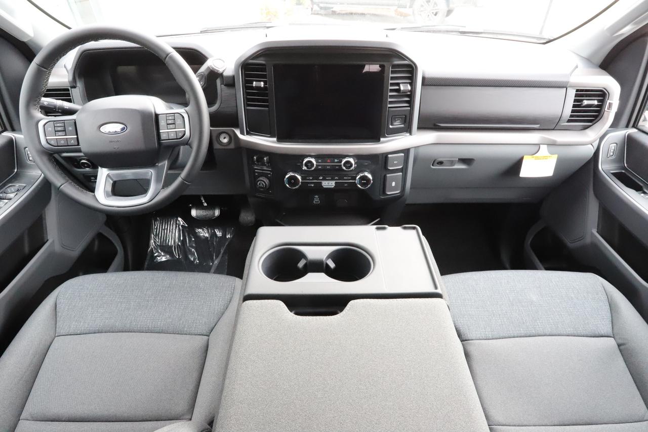 2025 Ford F-150 XLT 4WD SuperCrew 5.5' Box Photo