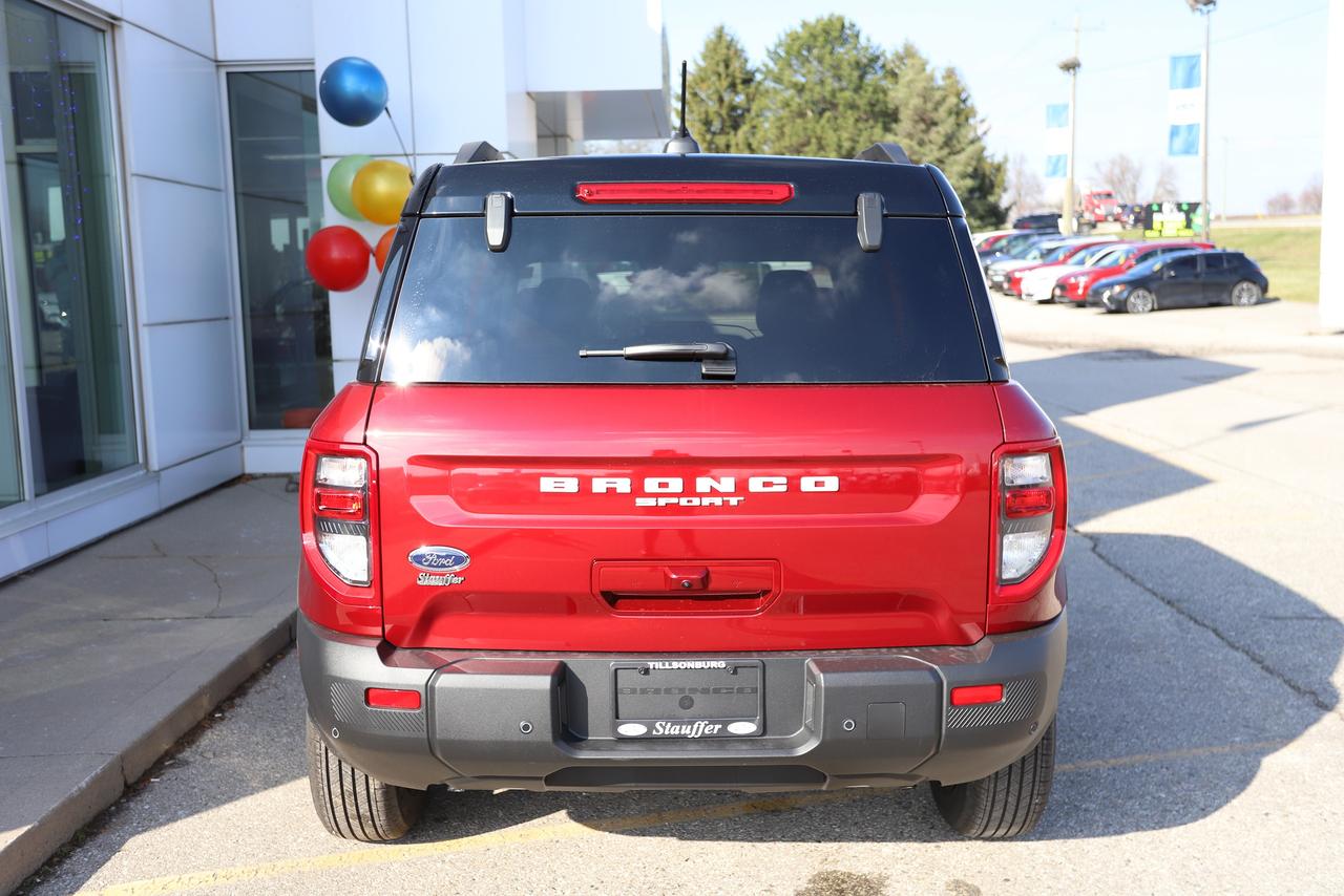 2025 Ford Bronco Sport Outer Banks 4x4 Photo