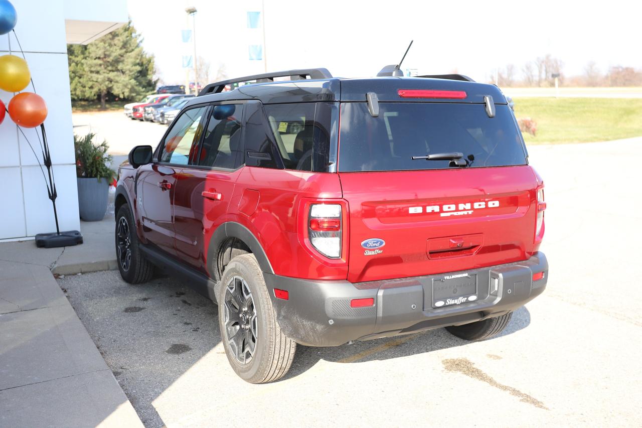 2025 Ford Bronco Sport Outer Banks 4X4 Photo