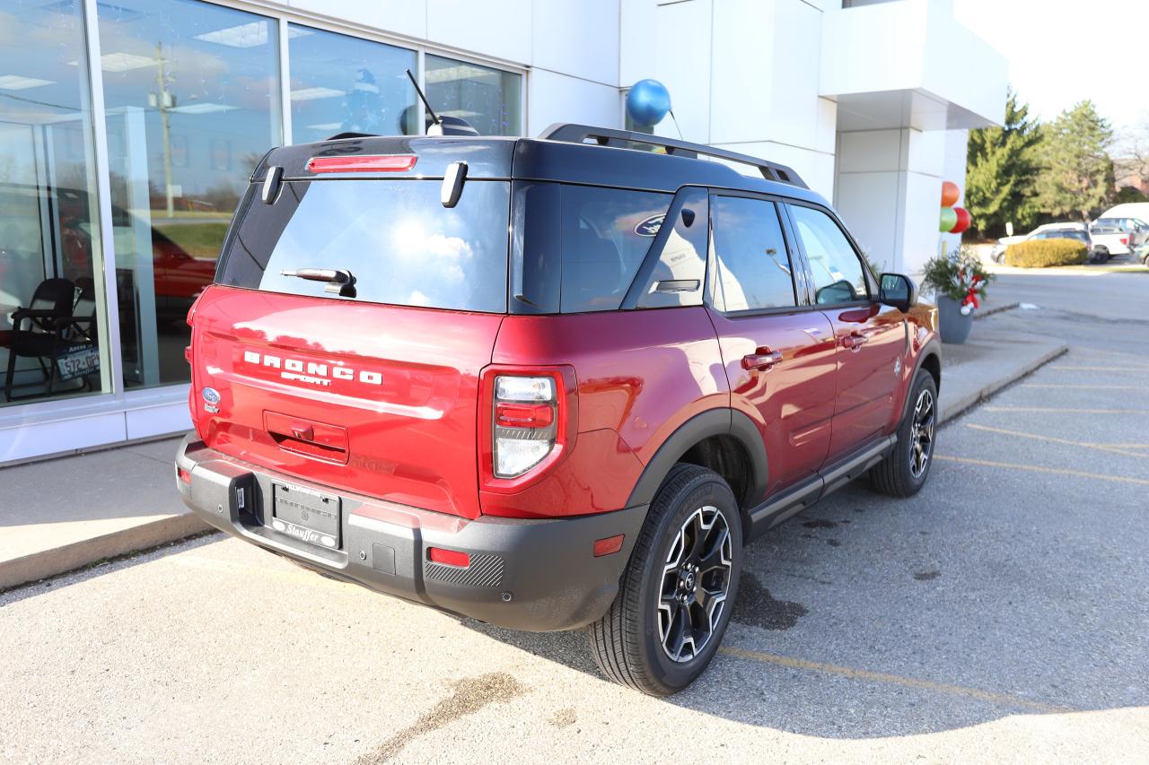 2025 Ford Bronco Sport Outer Banks 4X4 Photo