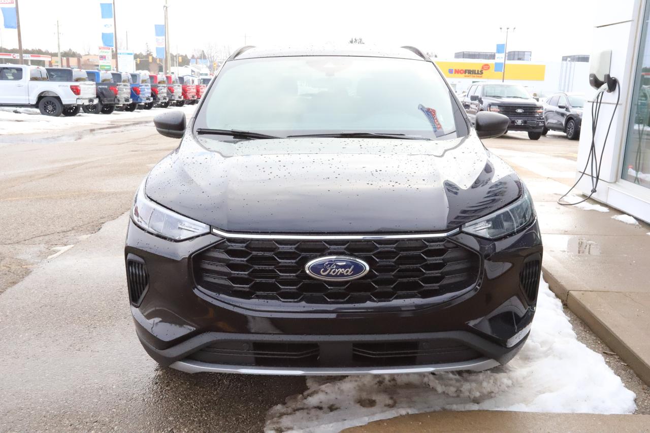 2026 Ford Escape ST-Line AWD Photo