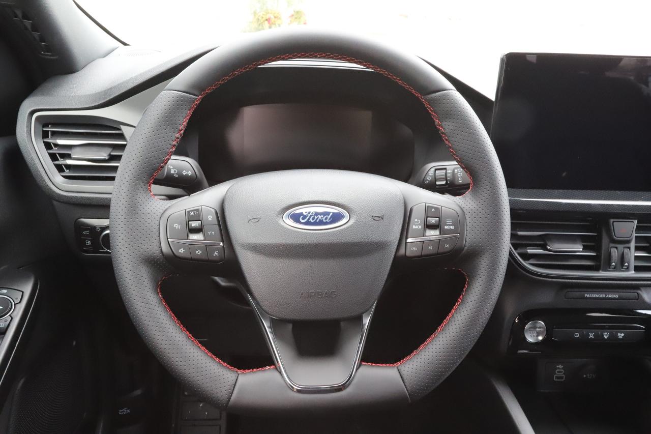 2026 Ford Escape ST-Line AWD Photo