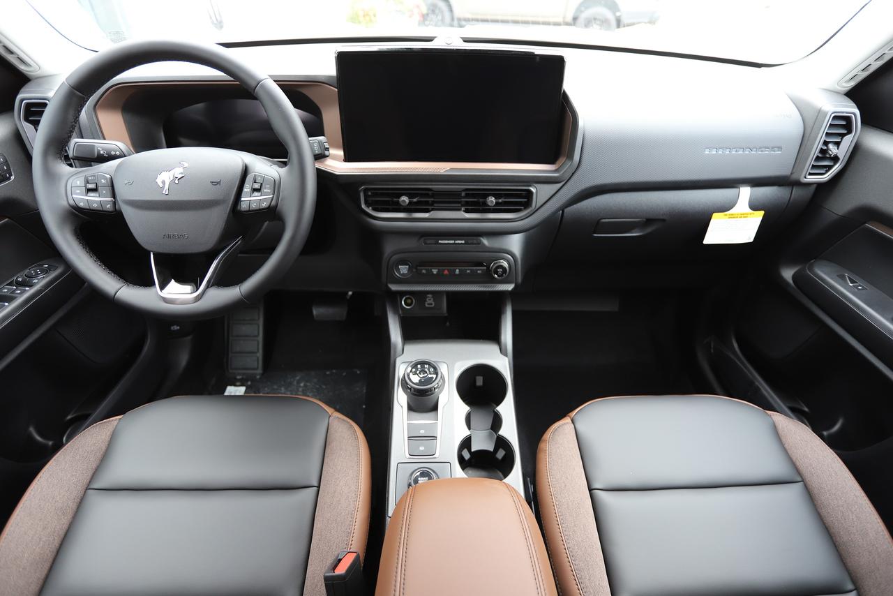 2025 Ford Bronco Sport Outer Banks 4x4 Photo