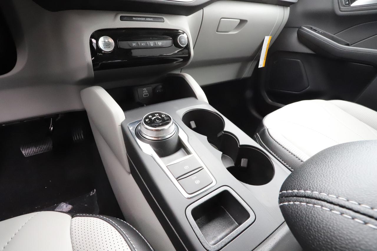 2026 Ford Escape PHEV FWD Photo