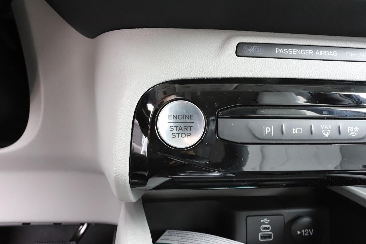 2026 Ford Escape PHEV FWD Photo