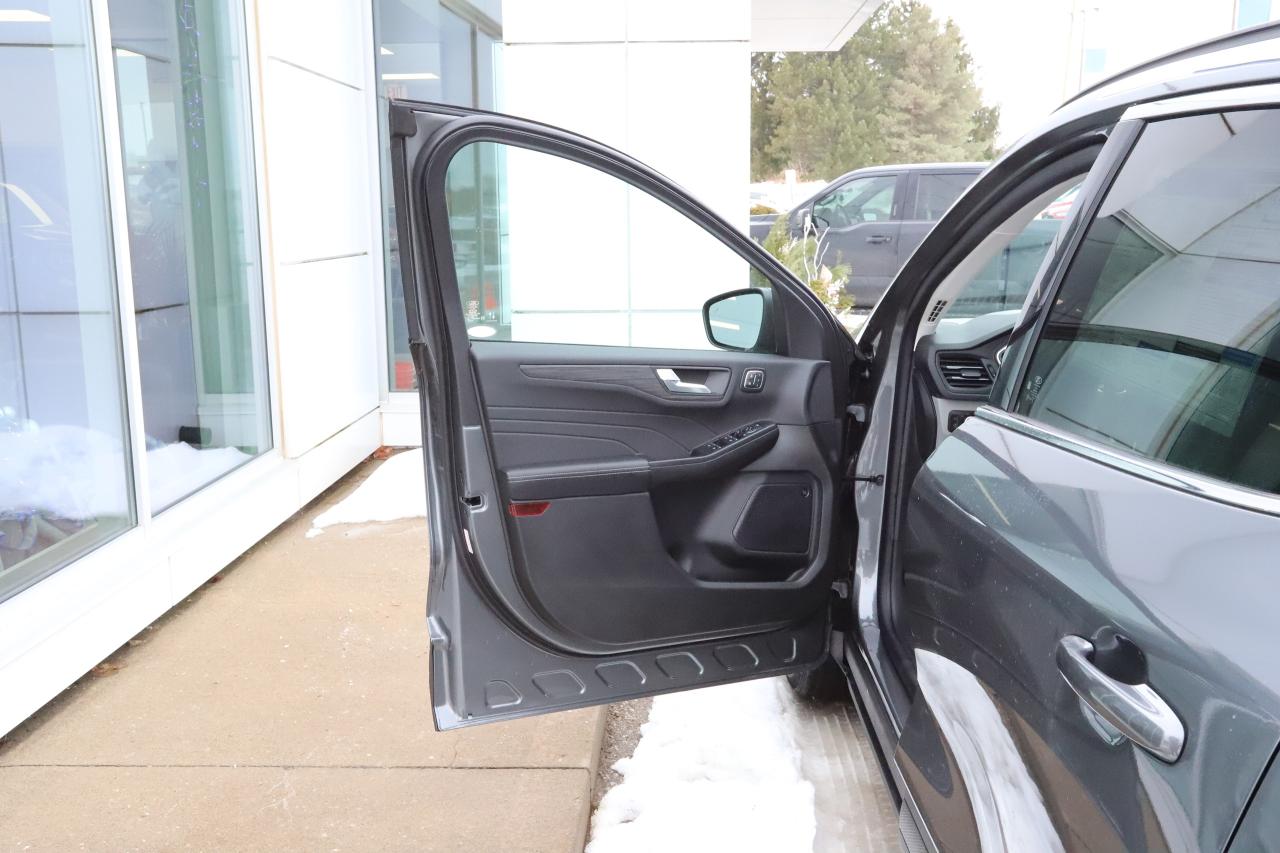 2026 Ford Escape PHEV FWD Photo