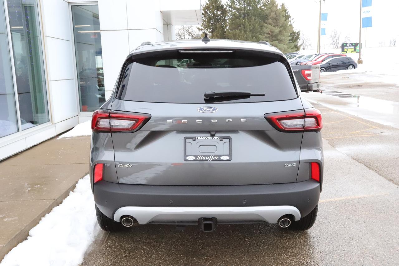 2026 Ford Escape PHEV FWD Photo4