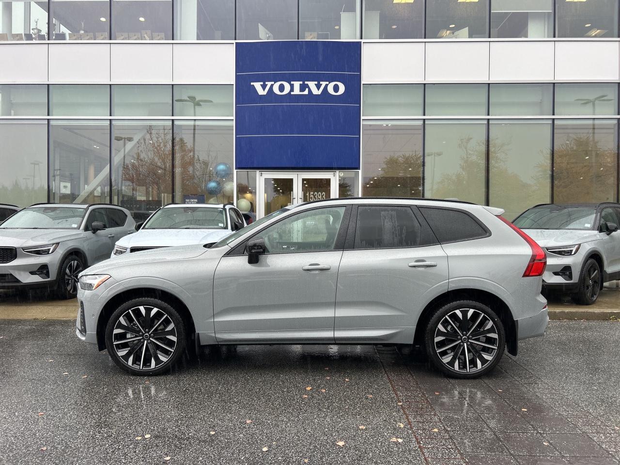 New 2026 Volvo XC60 B5 AWD Ultra Dark Theme for sale in Surrey, BC