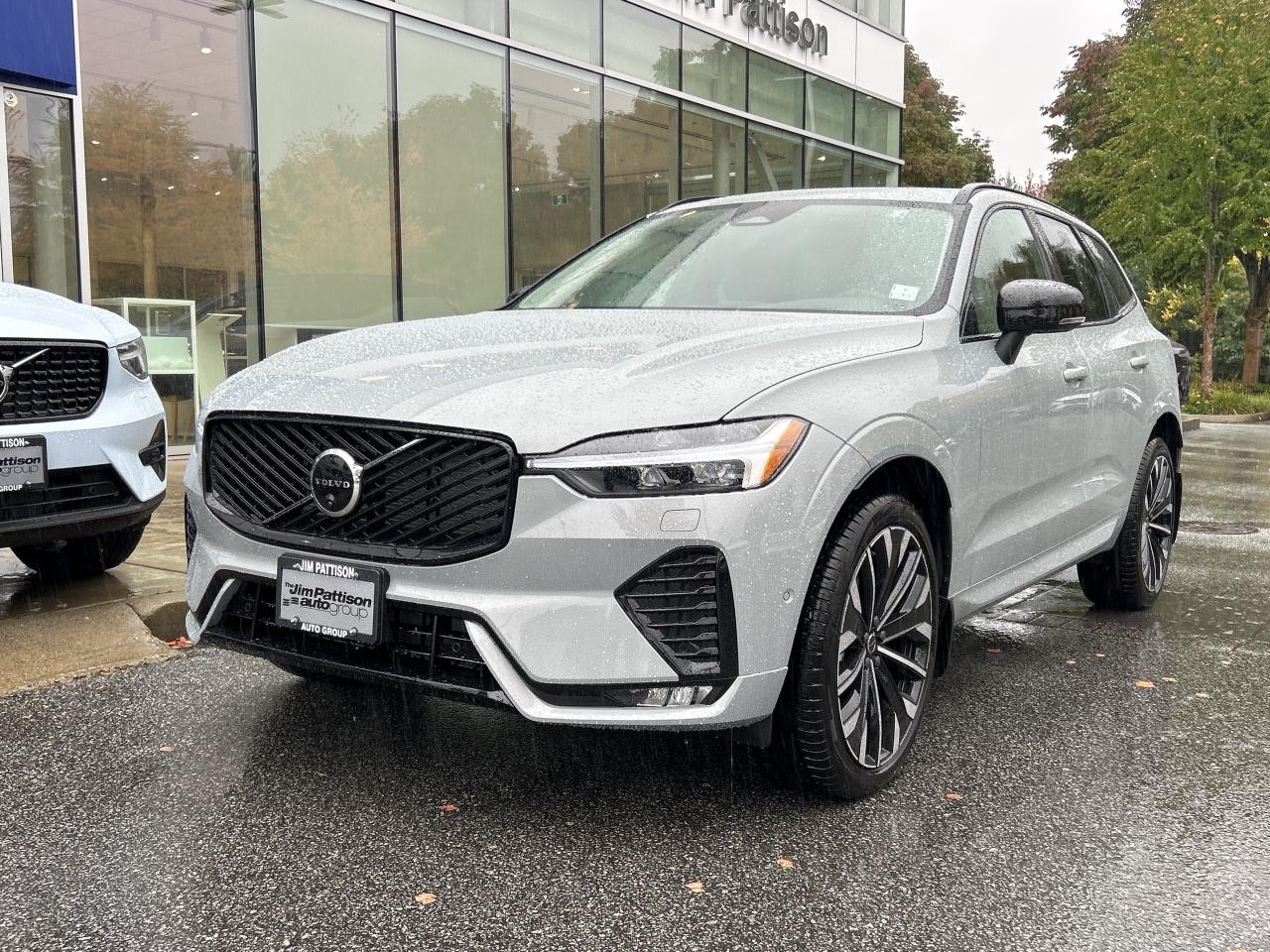 New 2026 Volvo XC60 B5 AWD Ultra Dark Theme for sale in Surrey, BC