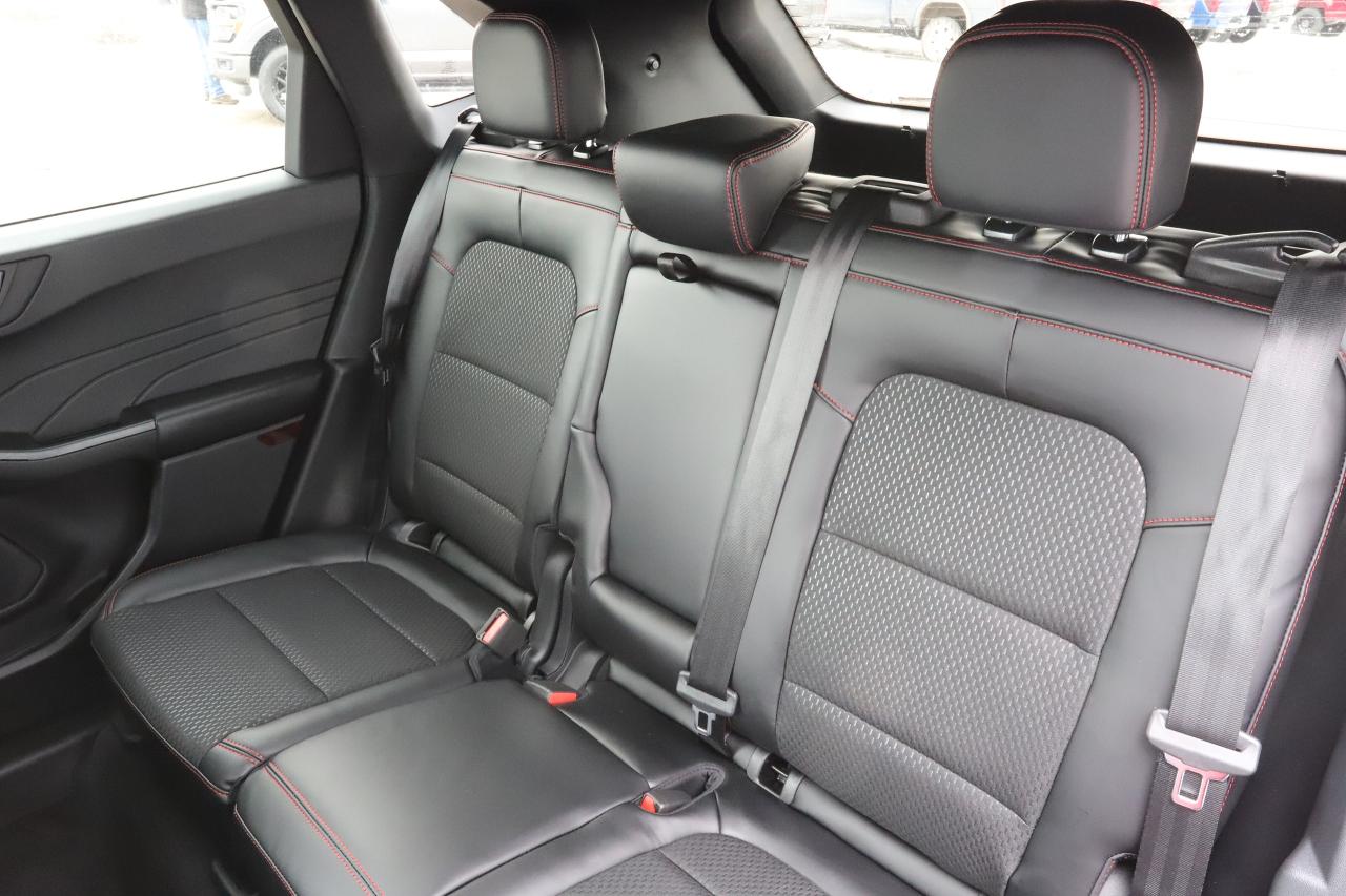 2026 Ford Escape ST-Line AWD Photo