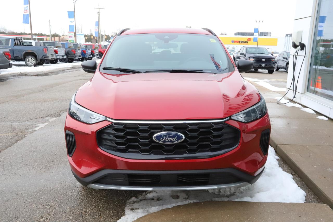 2026 Ford Escape ST-Line AWD Photo