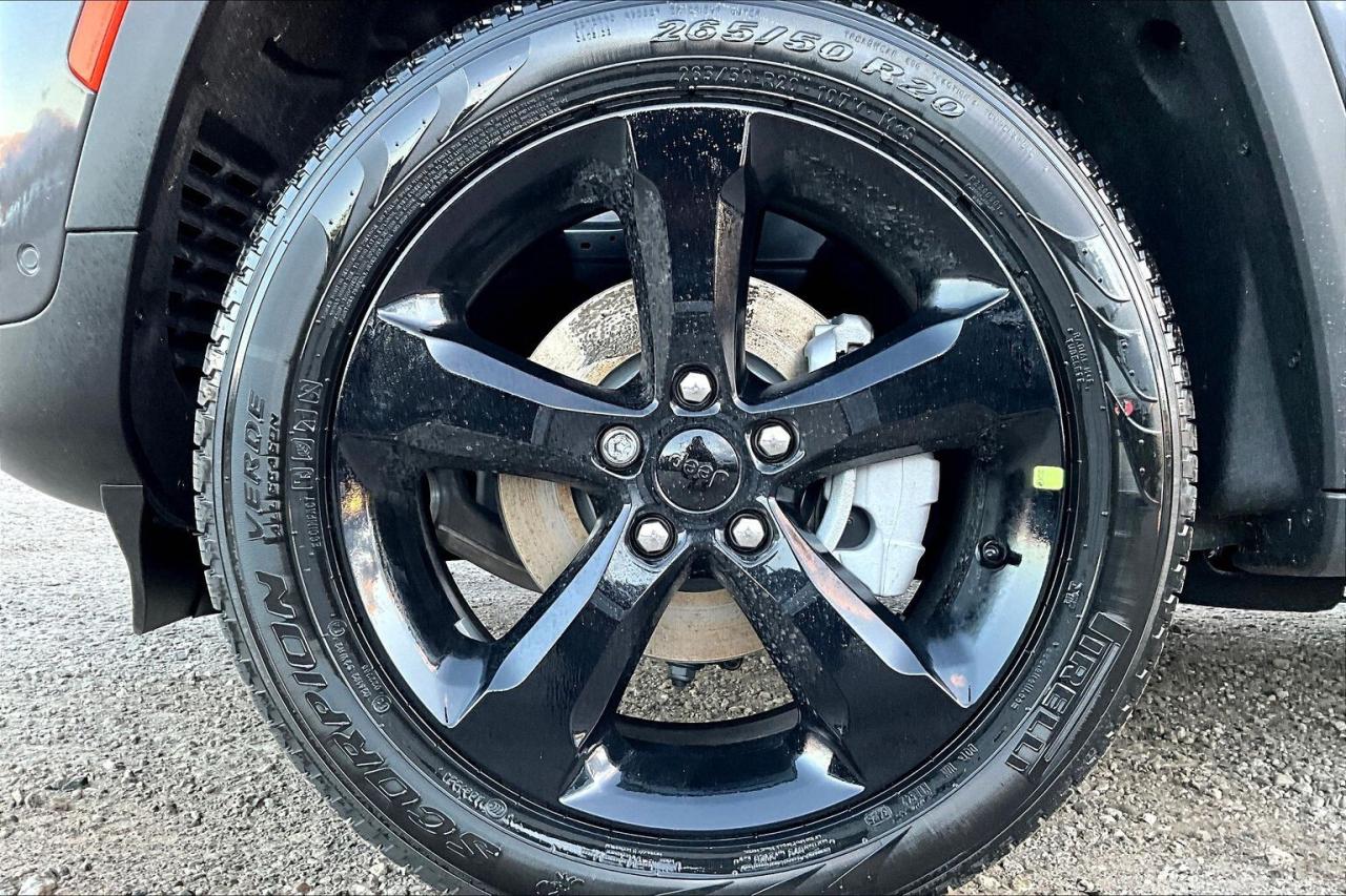 2025 Jeep Grand Cherokee LIMITED | Black App Pkg | Pano Roof | LuxTech 2 Photo