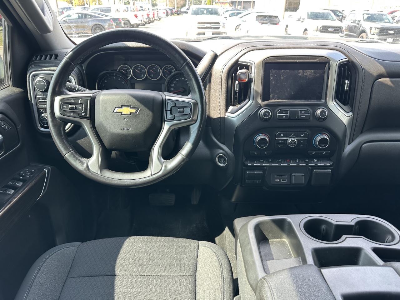 2021 Chevrolet Silverado 1500 LT | 4x4 | Photo