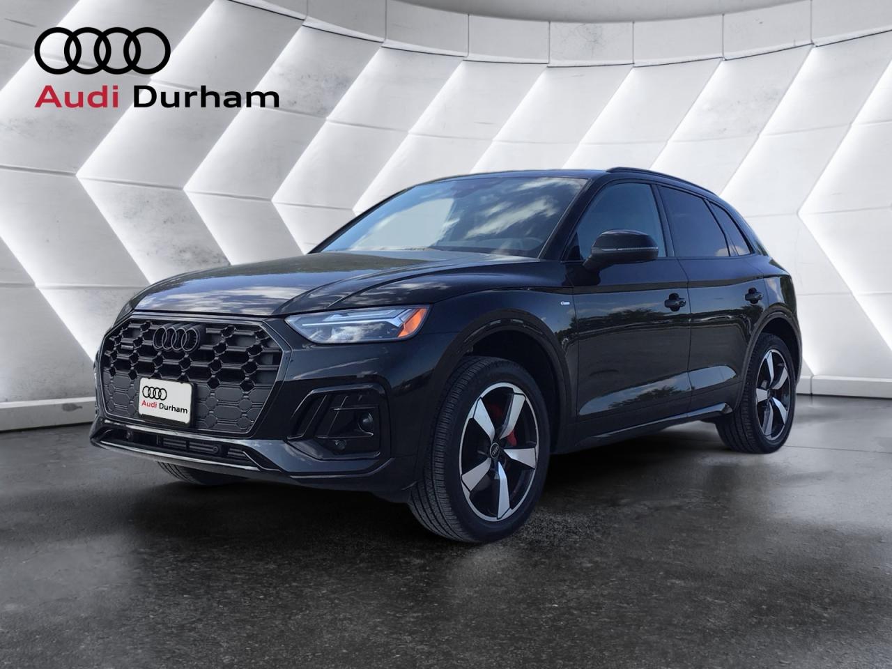 Used 2025 Audi Q5 2.0T Progressiv + Black Optics Pkg | Apple CarPlay for sale in Whitby, ON