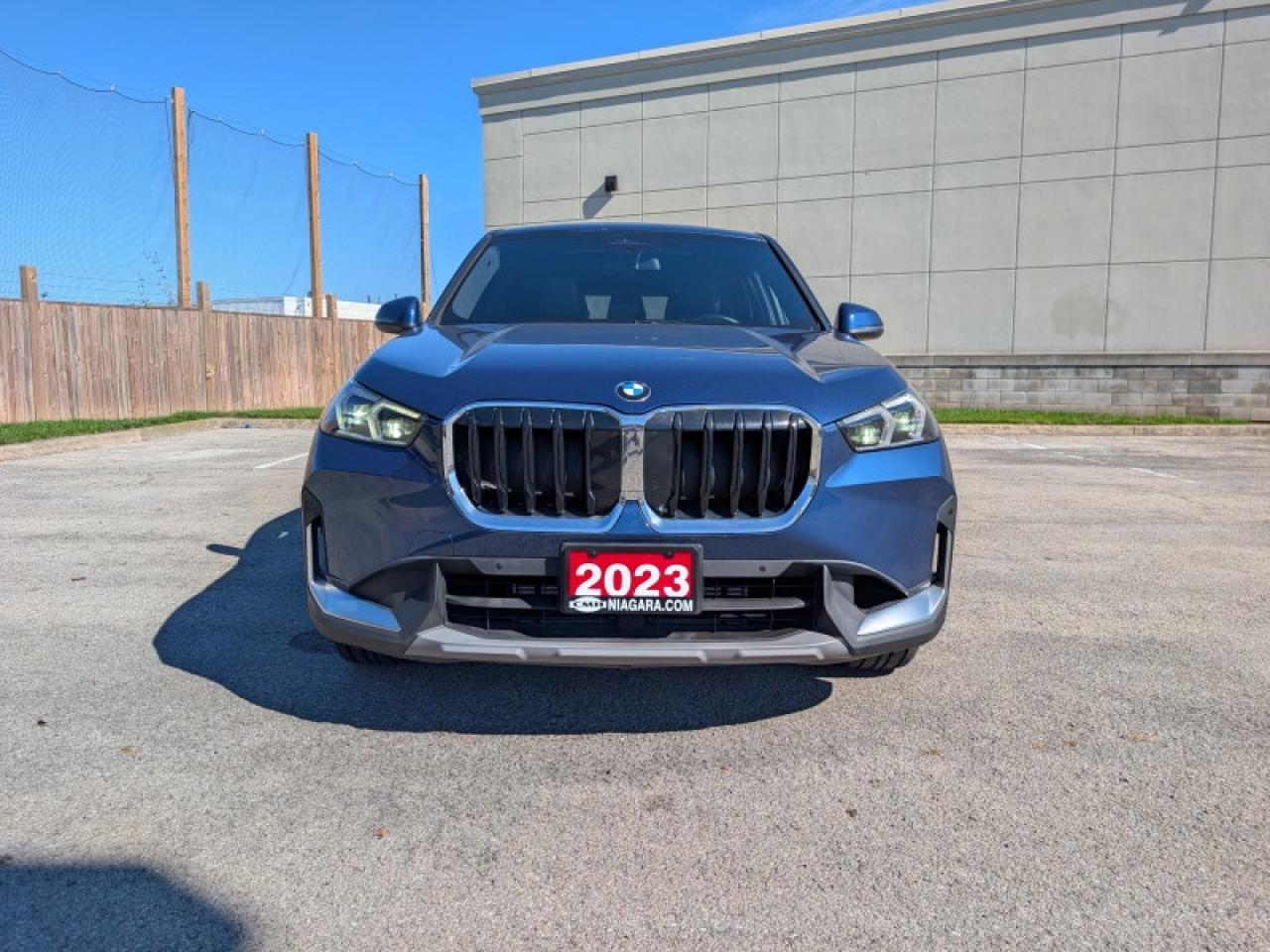 2023 BMW X1 xDrive28i  **PREMIUM ESSENTIAL PACKAGE** Photo