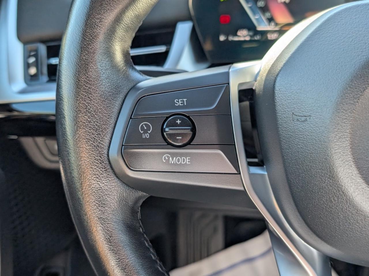 2023 BMW X1 xDrive28i  **PREMIUM ESSENTIAL PACKAGE** Photo