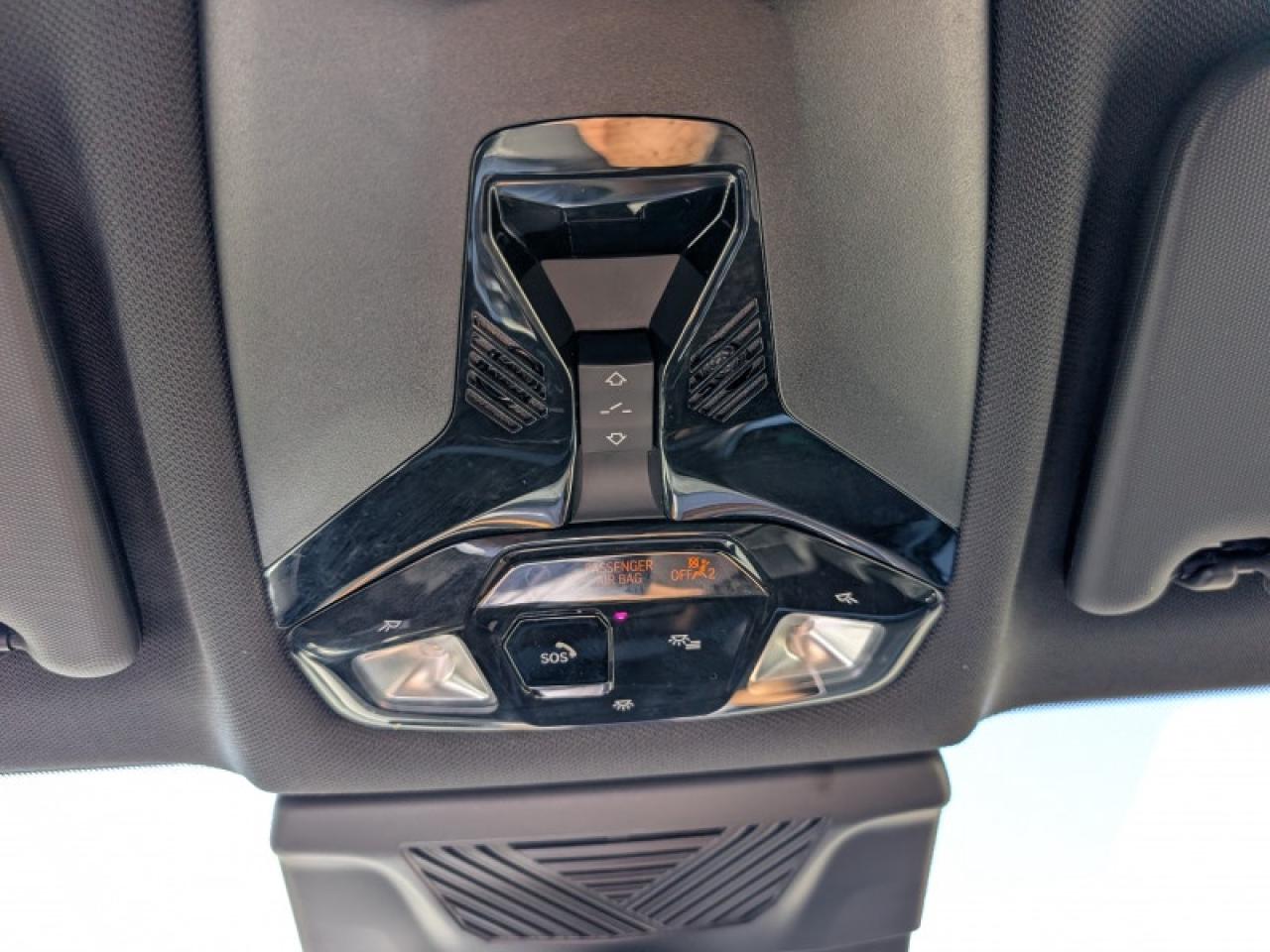 2023 BMW X1 xDrive28i  **PREMIUM ESSENTIAL PACKAGE** Photo