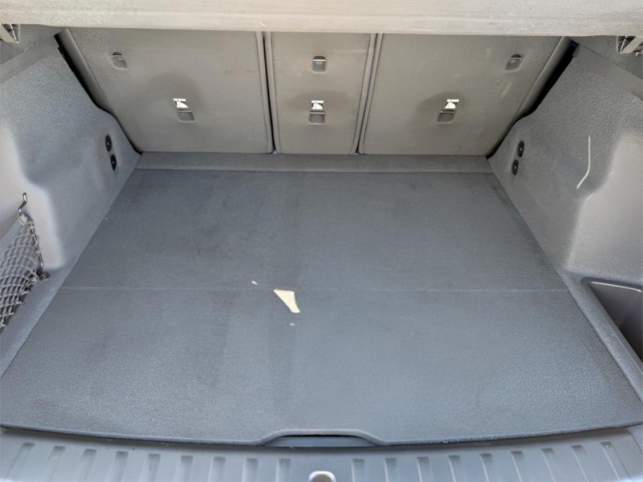 2023 BMW X1 xDrive28i  **PREMIUM ESSENTIAL PACKAGE** Photo