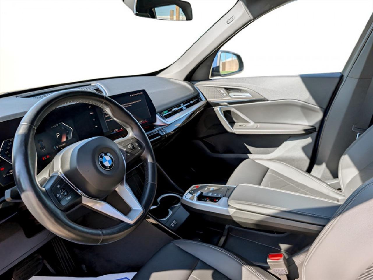 2023 BMW X1 xDrive28i  **PREMIUM ESSENTIAL PACKAGE** Photo