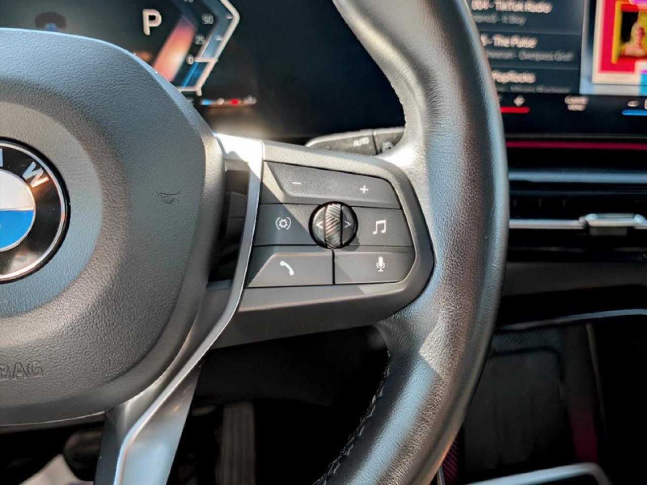 2023 BMW X1 xDrive28i  **PREMIUM ESSENTIAL PACKAGE** Photo