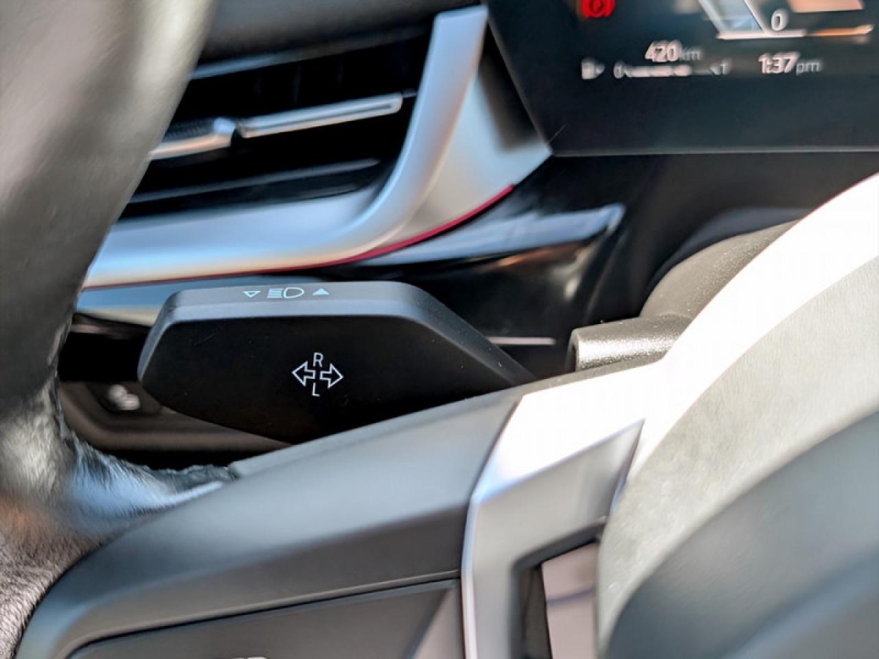 2023 BMW X1 xDrive28i  **PREMIUM ESSENTIAL PACKAGE** Photo