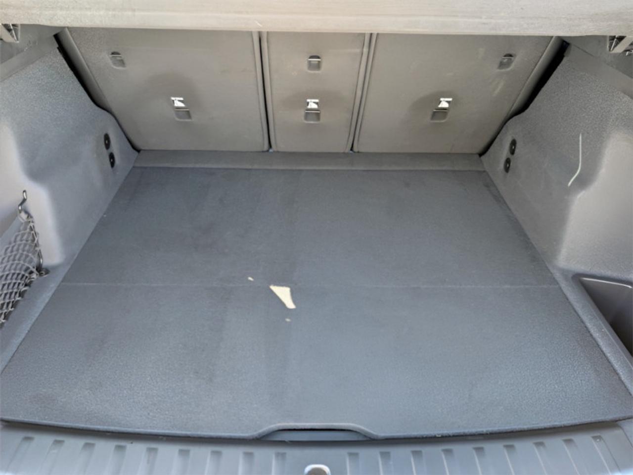 2023 BMW X1 xDrive28i  **PREMIUM ESSENTIAL PACKAGE** Photo