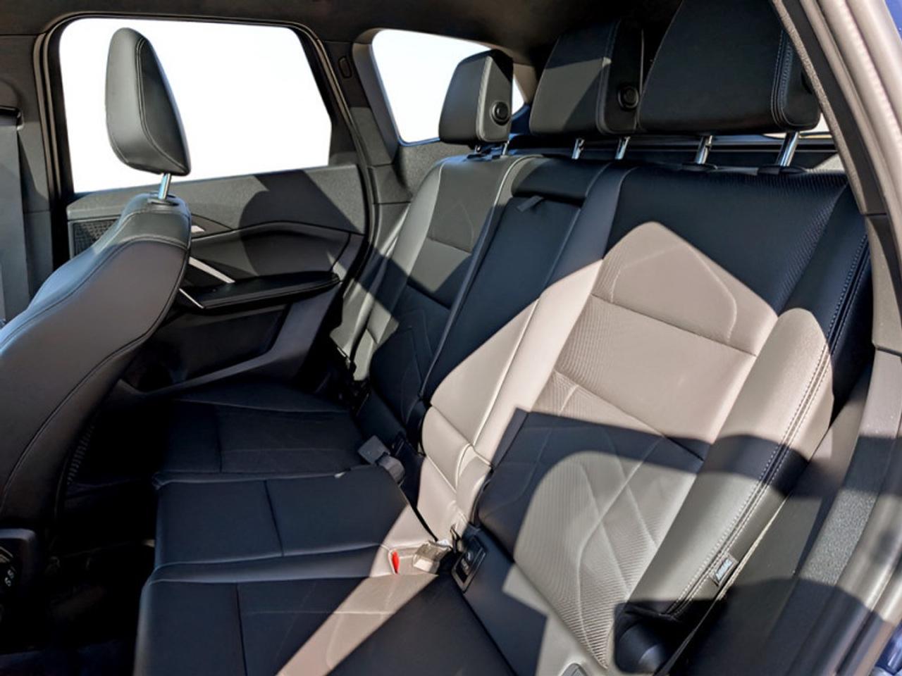 2023 BMW X1 xDrive28i  **PREMIUM ESSENTIAL PACKAGE** Photo