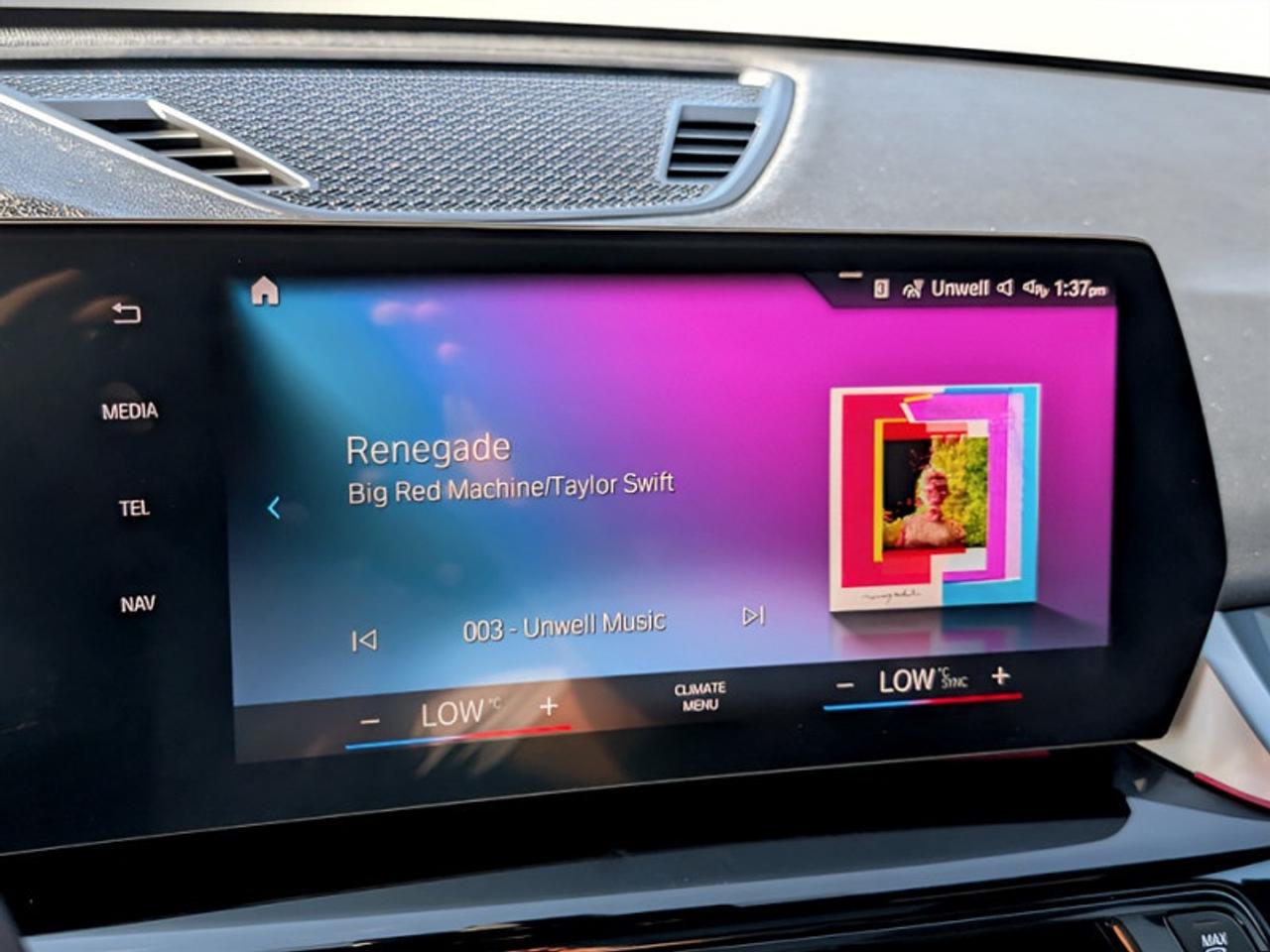 2023 BMW X1 xDrive28i  **PREMIUM ESSENTIAL PACKAGE** Photo