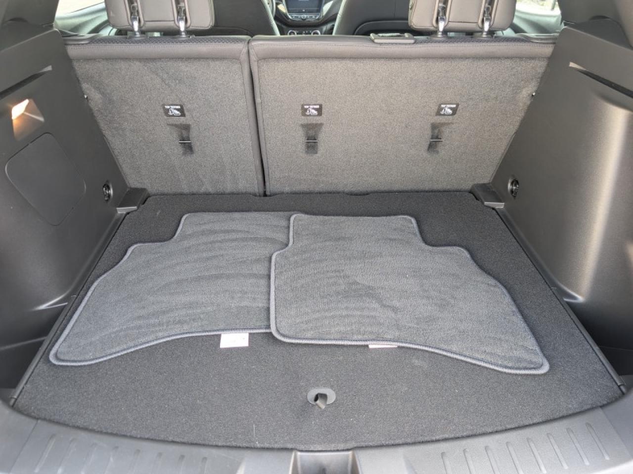 2023 Chevrolet TrailBlazer RS  **SUNROOF - CONVENIENCE PKG** Photo