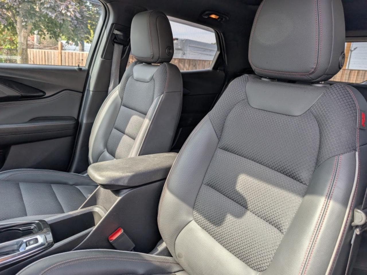 2023 Chevrolet TrailBlazer RS  **SUNROOF - CONVENIENCE PKG** Photo