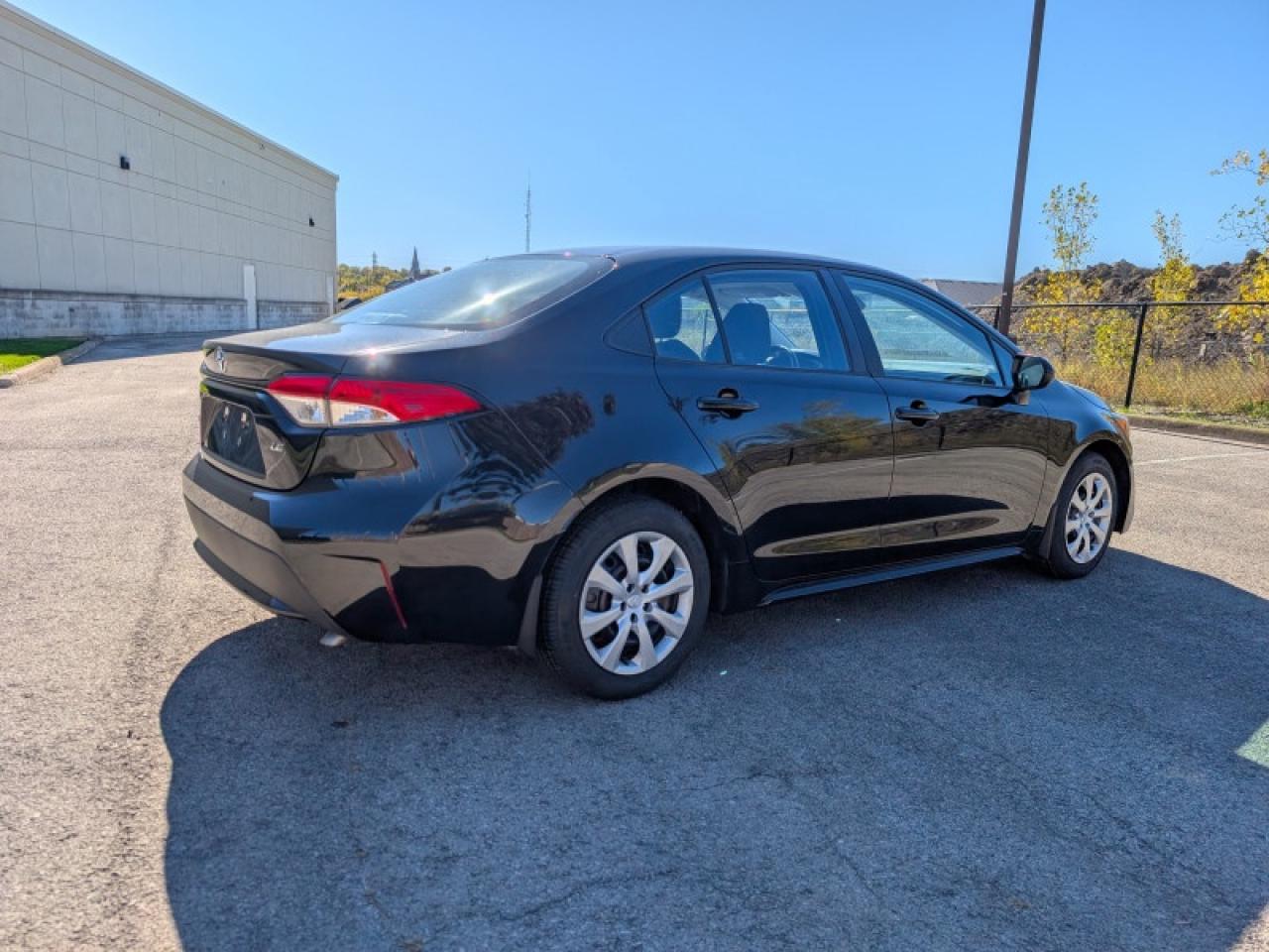 2022 Toyota Corolla LE  **LOW KMS - 1 OWNER - CLEAN CF** Photo4