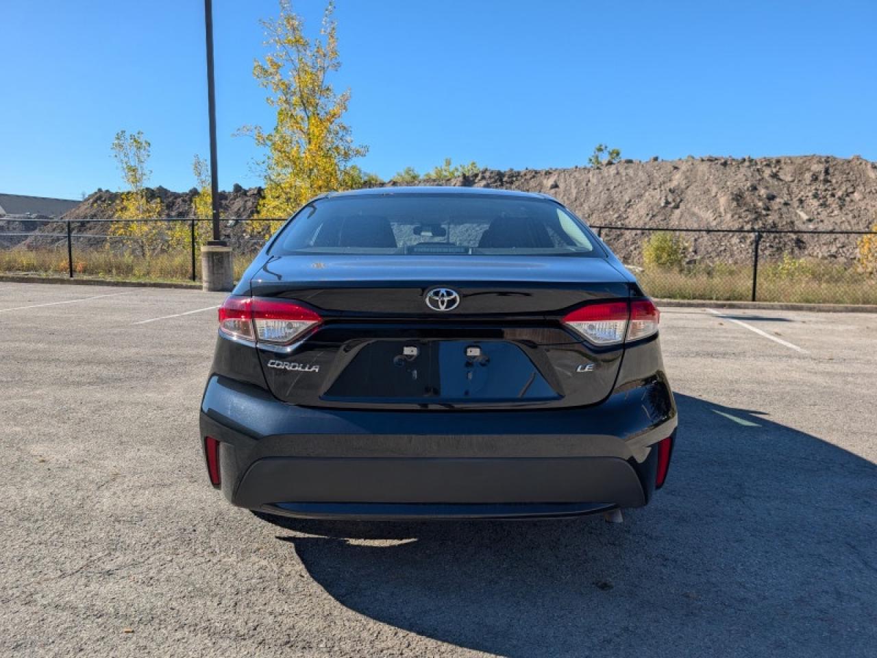 2022 Toyota Corolla LE  **LOW KMS - 1 OWNER - CLEAN CF** Photo3