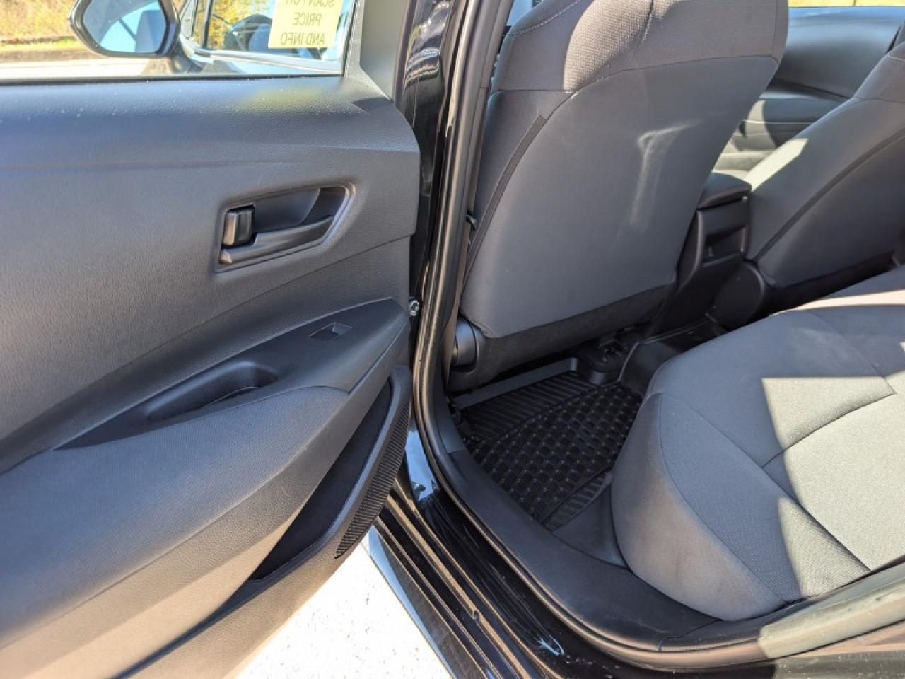 2022 Toyota Corolla LE  **LOW KMS - 1 OWNER - CLEAN CF** Photo