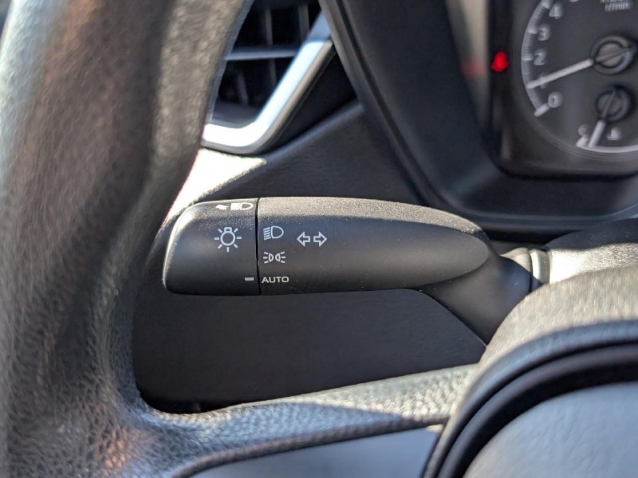2022 Toyota Corolla LE  **LOW KMS - 1 OWNER - CLEAN CF** Photo