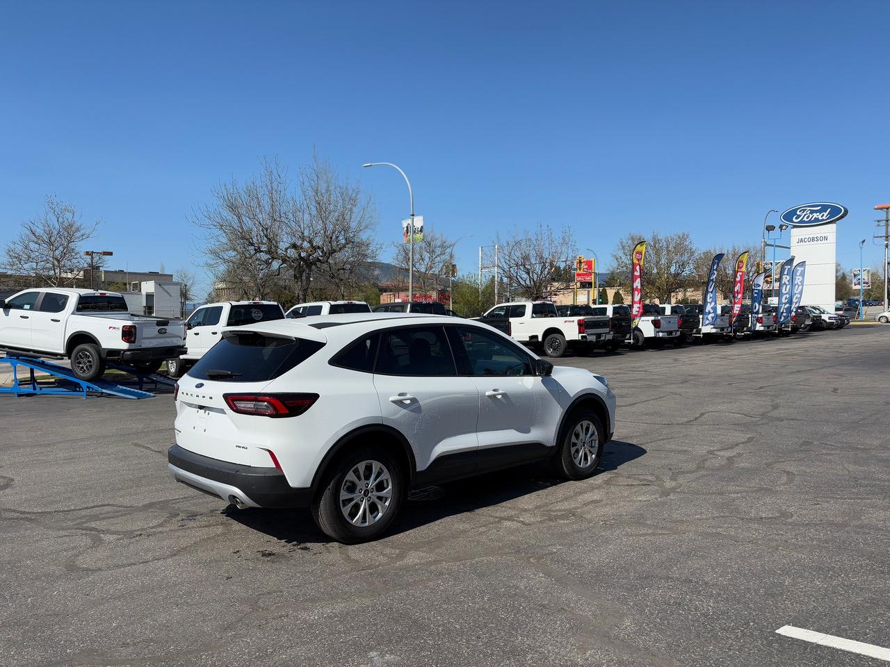 2026 Ford Escape Active Photo4