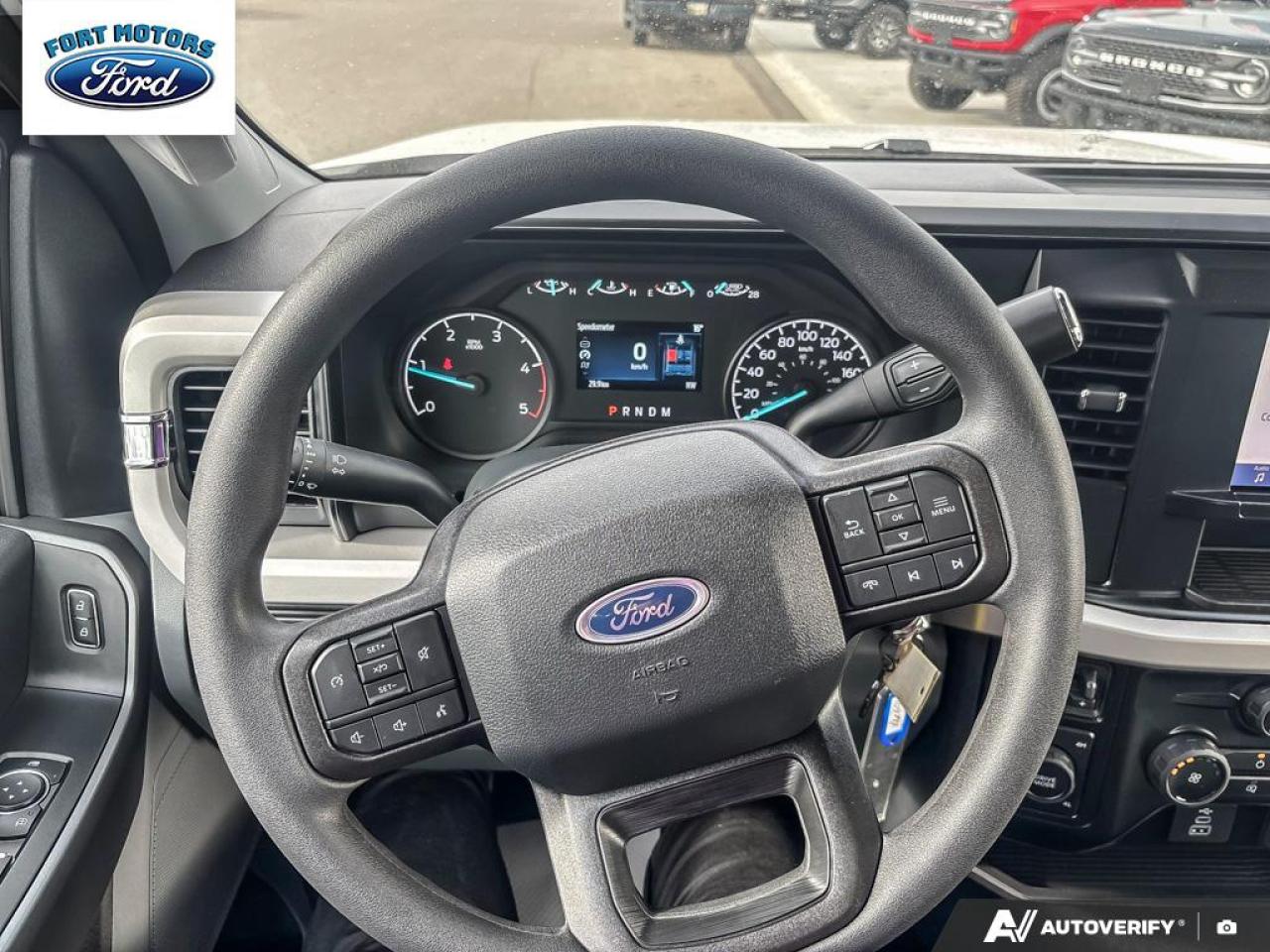 2025 Ford F-350 Super Duty SRW XL Photo5