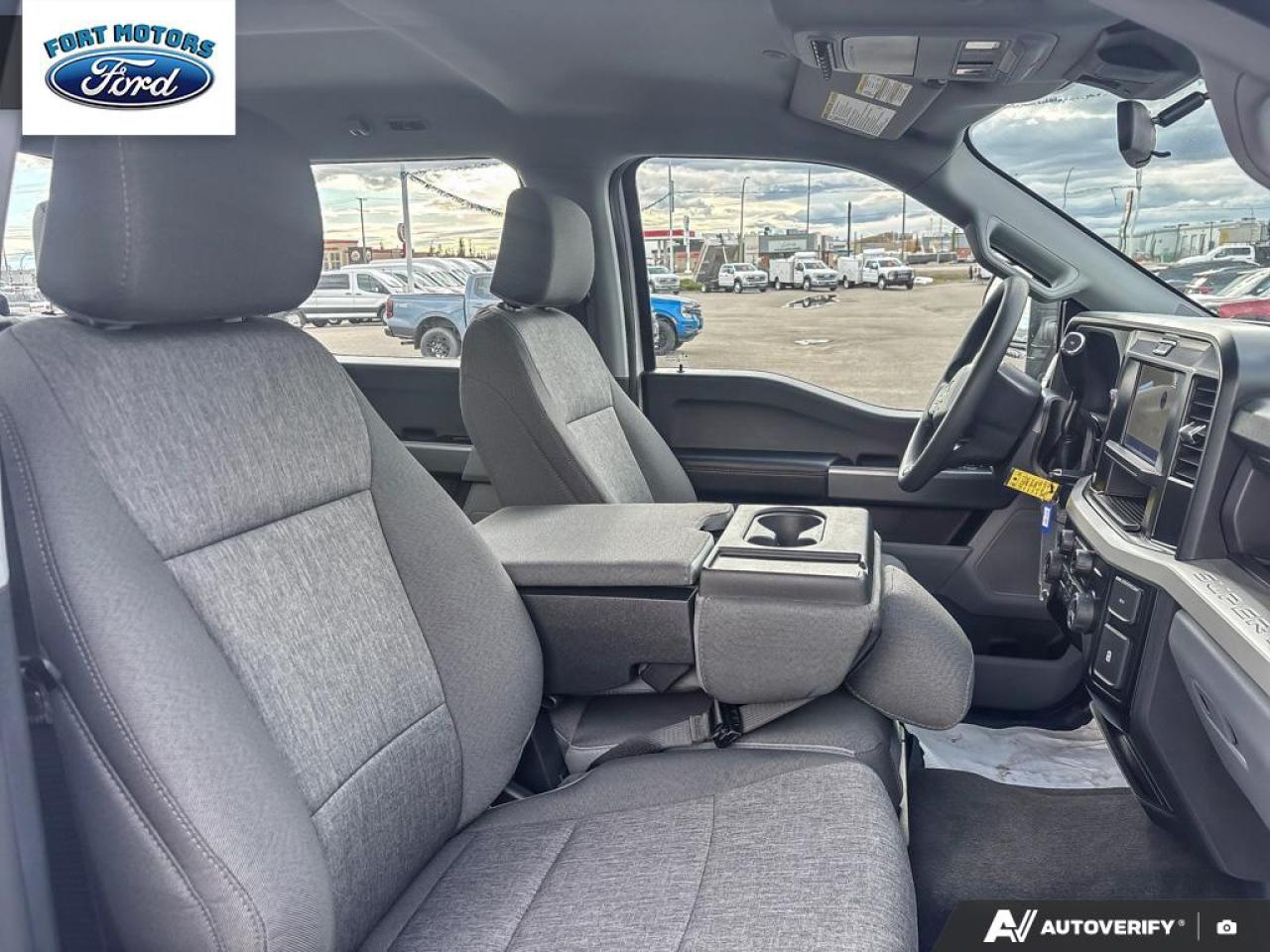 2025 Ford F-350 Super Duty SRW XL Photo5