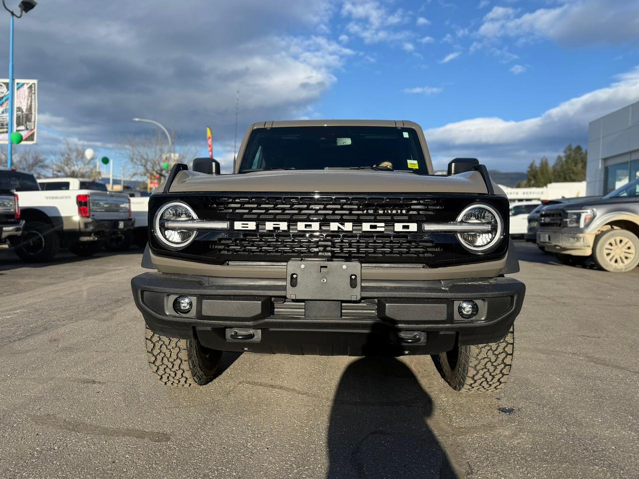 2025 Ford Bronco Outer Banks Photo2