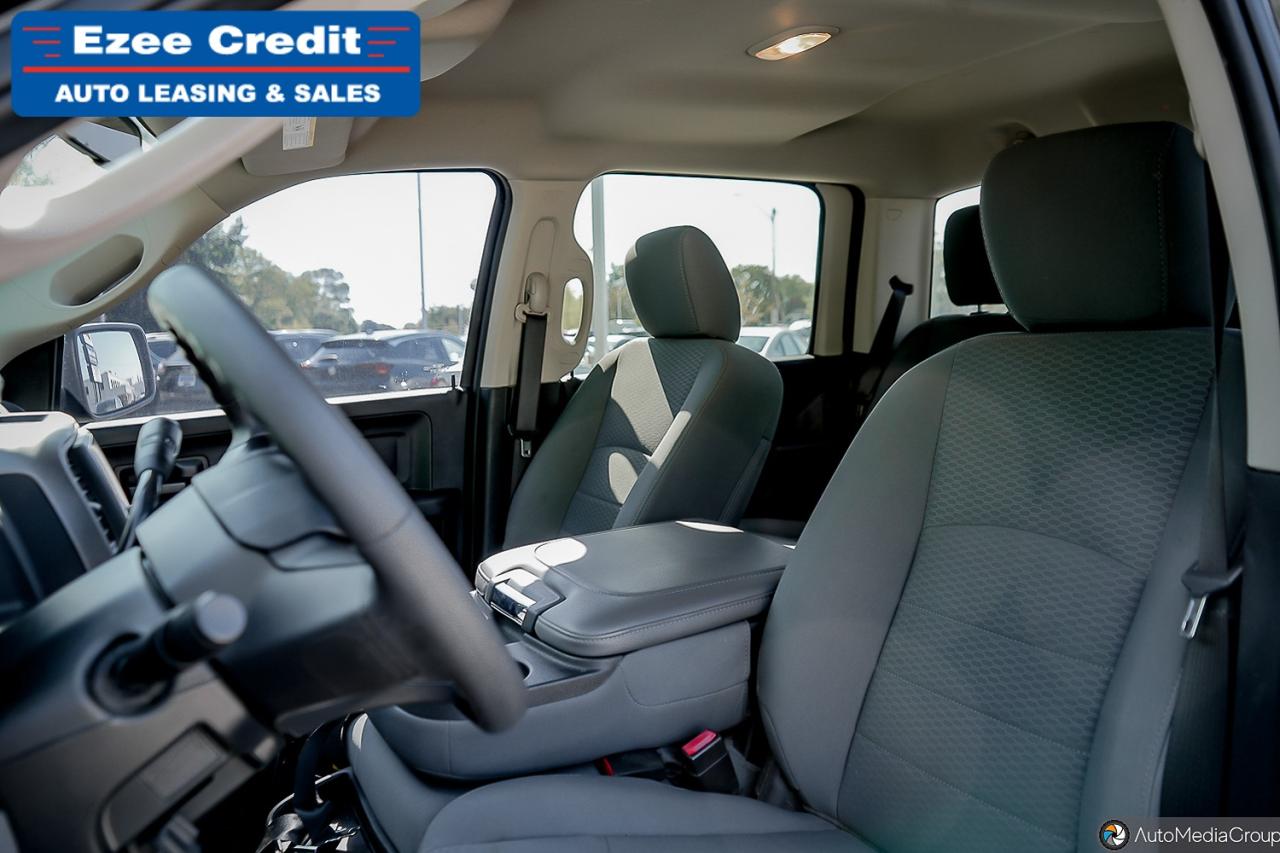 2018 RAM 1500 ST Photo42