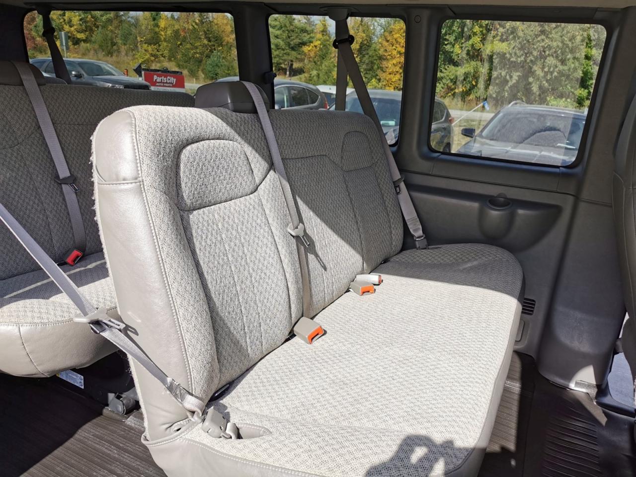 2024 GMC Savana 3500 - Photo #25