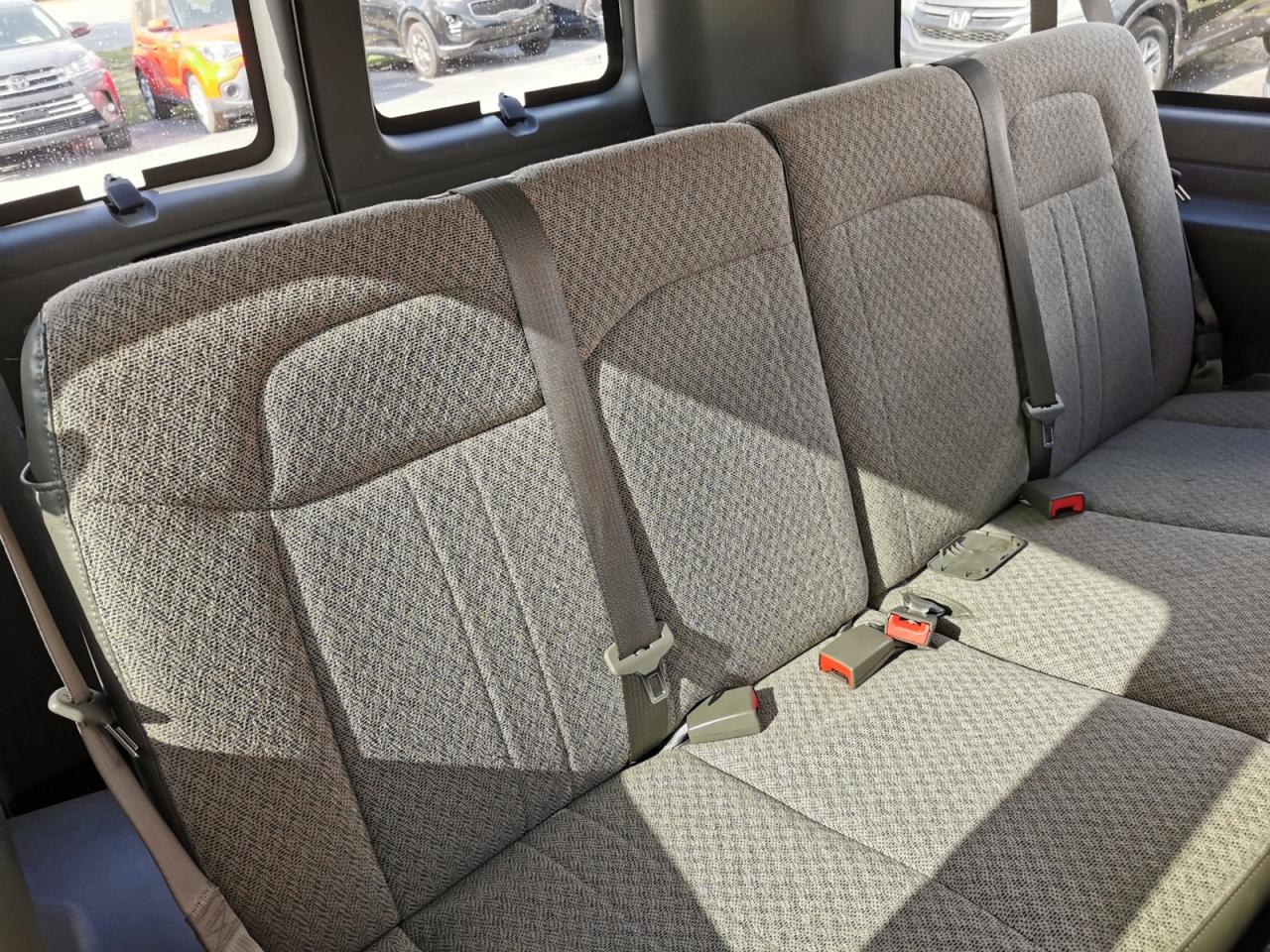 2024 GMC Savana 3500 - Photo #27